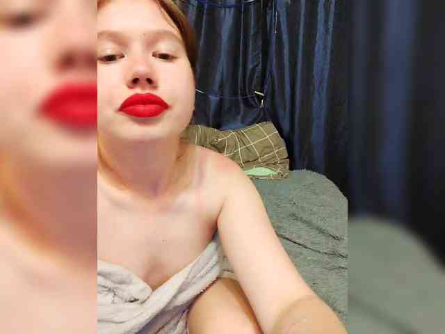 Avocadic22 webcam