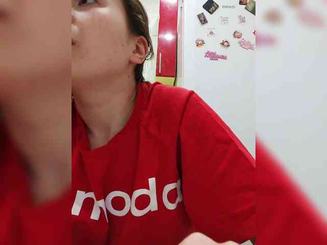 Avocadic22 webcam