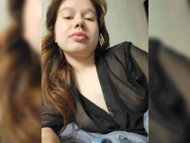 Avocadic22 webcam