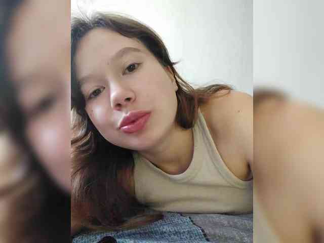 Avocadic22 webcam