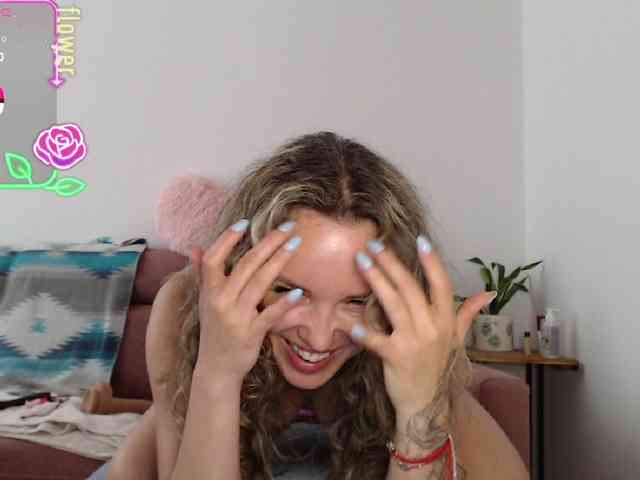 Sonyaxbelle webcam