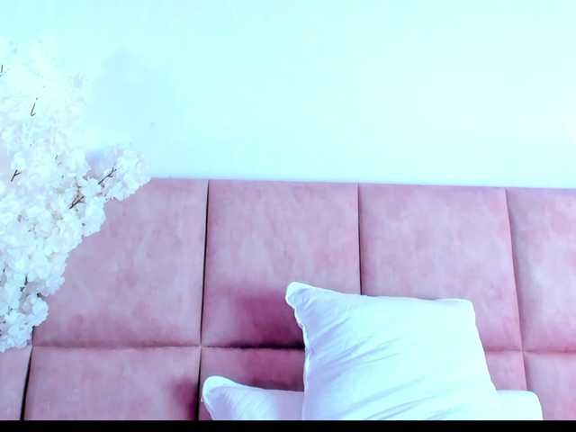 KarolBlanco's BongaCams show and profile