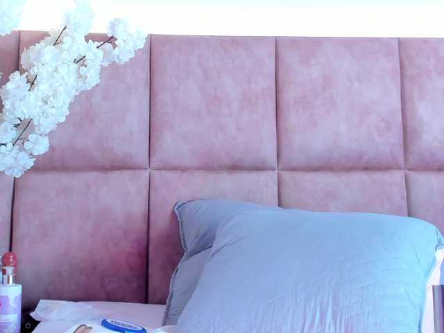 KarolBlanco's BongaCams show and profile