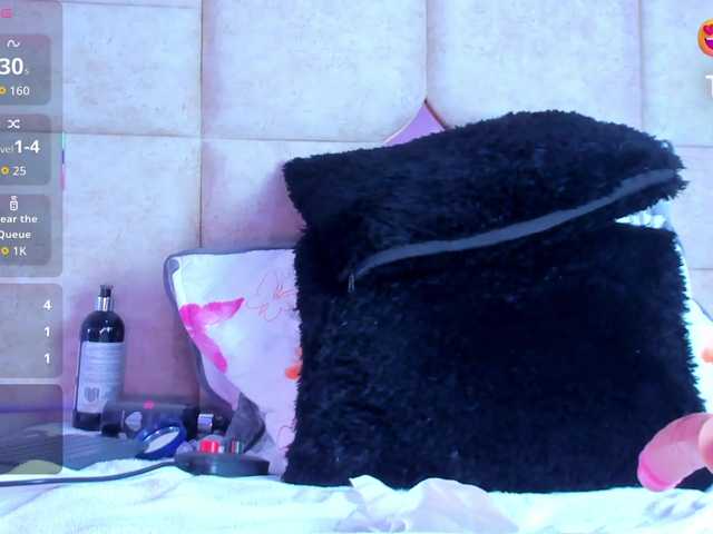 KarolBlanco's BongaCams show and profile