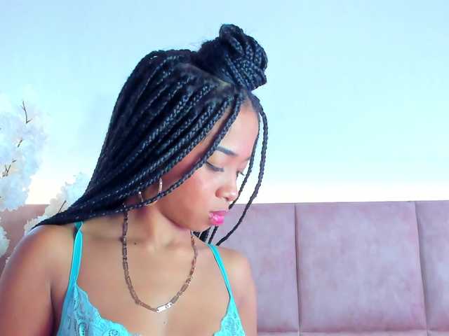 KarolBlanco's BongaCams show and profile