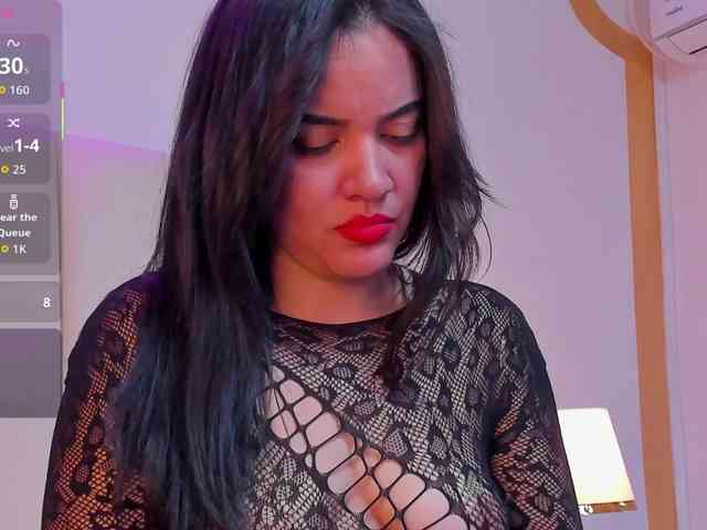 AriaJonnes webcam