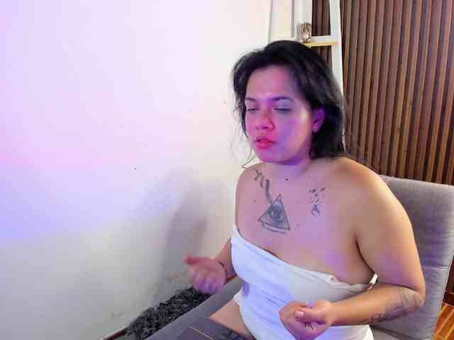 rihan-rouge webcam