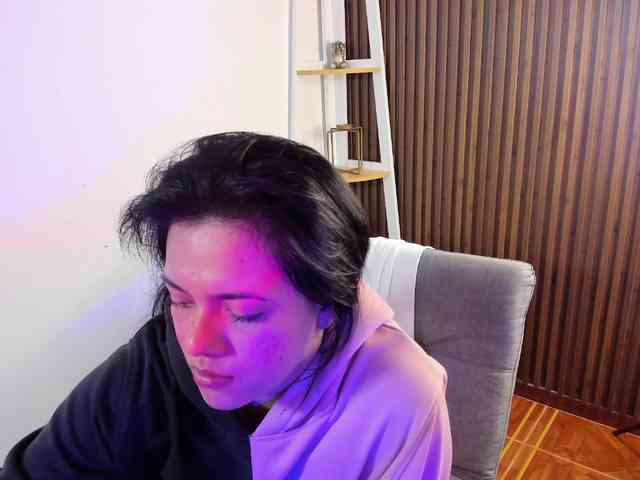 rihan-rouge webcam