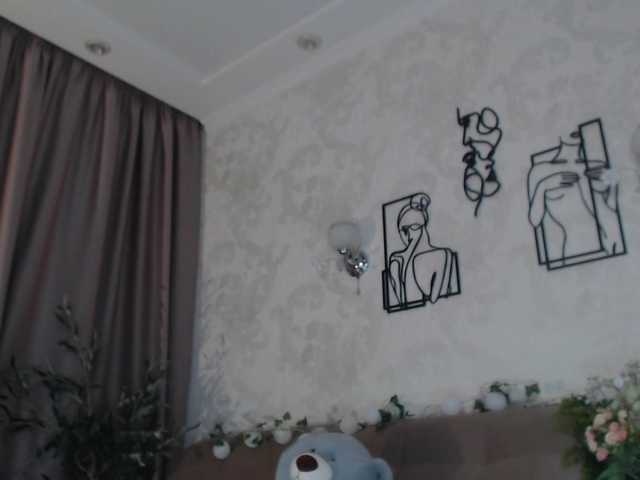 EmilyAngel Nude Live Sex Shows