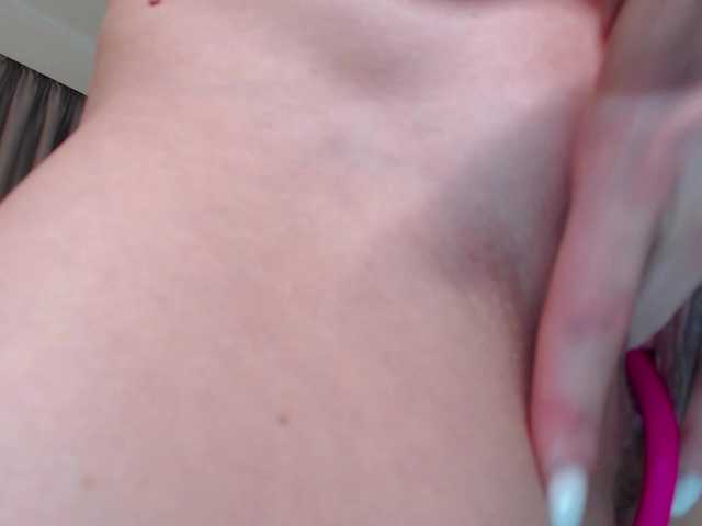 вебкам EmilyAngel