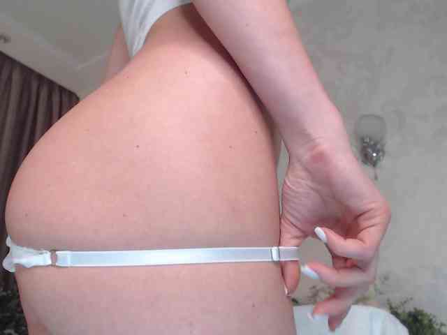 EmilyAngel webcam