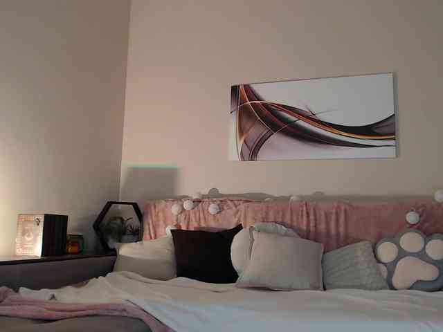 EmilyAngel webcam
