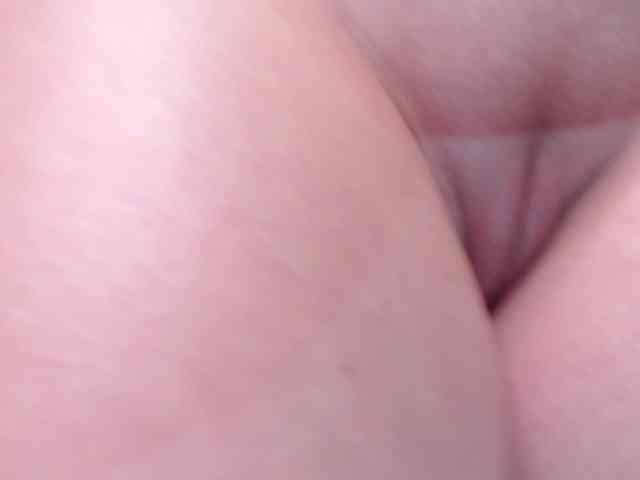 EmilyAngel Live Webcam on BongaCams