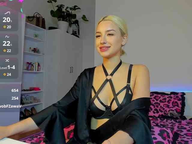 LucyPaige webcam