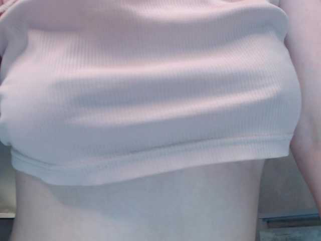 zhemchuzhinka's BongaCams show and profile