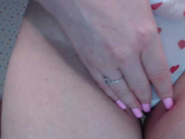 zhemchuzhinka's BongaCams show and profile