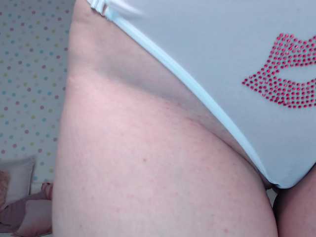 zhemchuzhinka's BongaCams show and profile