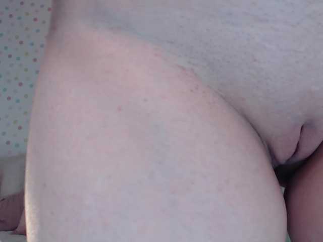 zhemchuzhinka's BongaCams show and profile