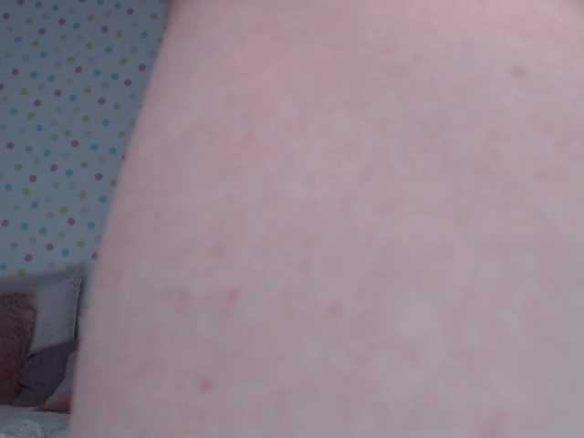 le modèle zhemchuzhinka est en webcam porno dans un show sur le site bongacams, il possède les tags suivants: White/Caucasian,Brunette,Shaved