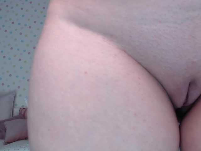 zhemchuzhinka's BongaCams show and profile