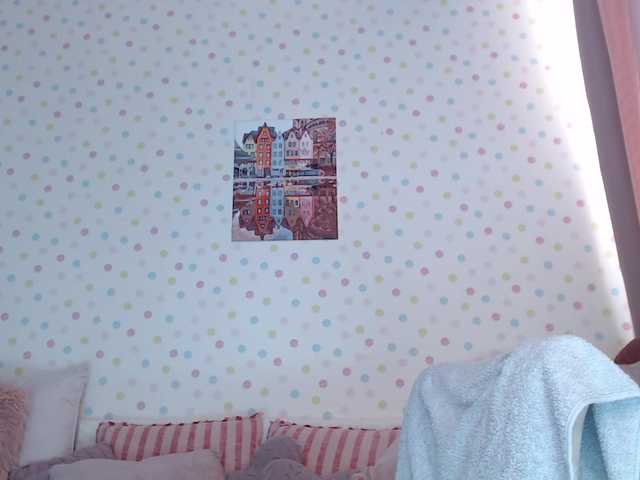 zhemchuzhinka's BongaCams show and profile