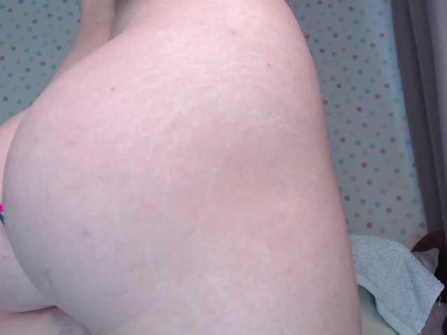 zhemchuzhinka's BongaCams show and profile