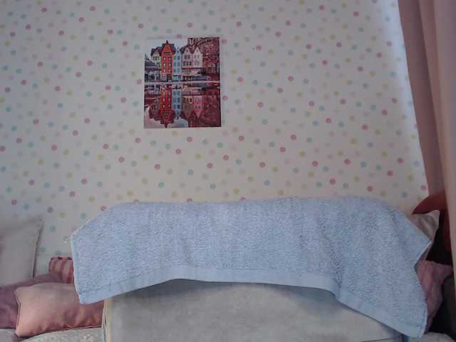 zhemchuzhinka's BongaCams show and profile