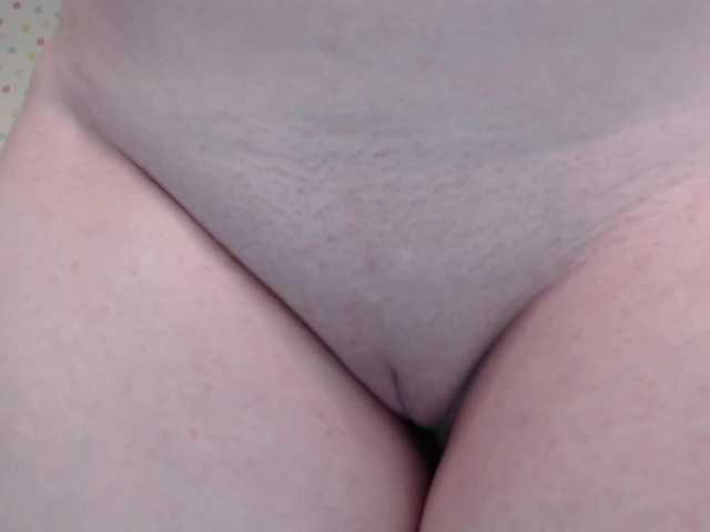 zhemchuzhinka's BongaCams show and profile