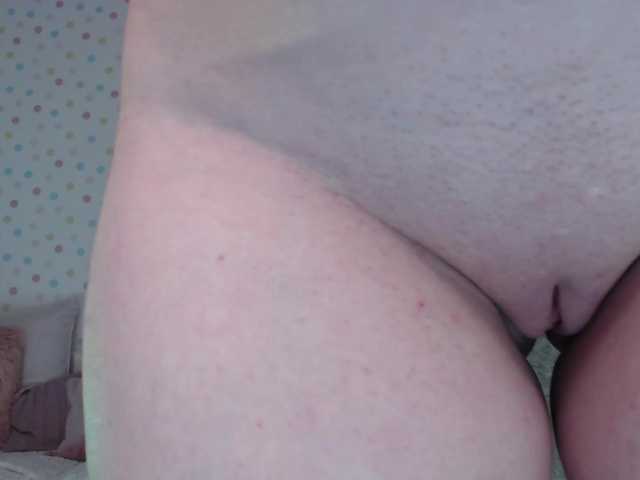 zhemchuzhinka's BongaCams show and profile