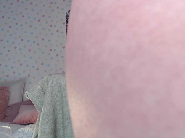 zhemchuzhinka's BongaCams show and profile