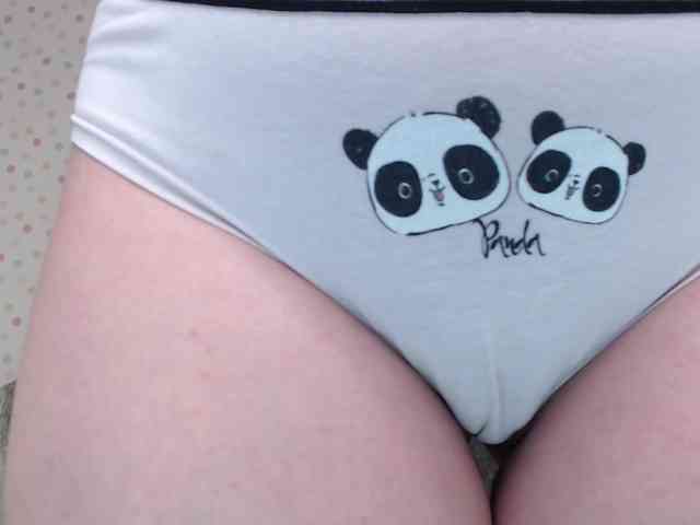 zhemchuzhinka Live Webcam on BongaCams
