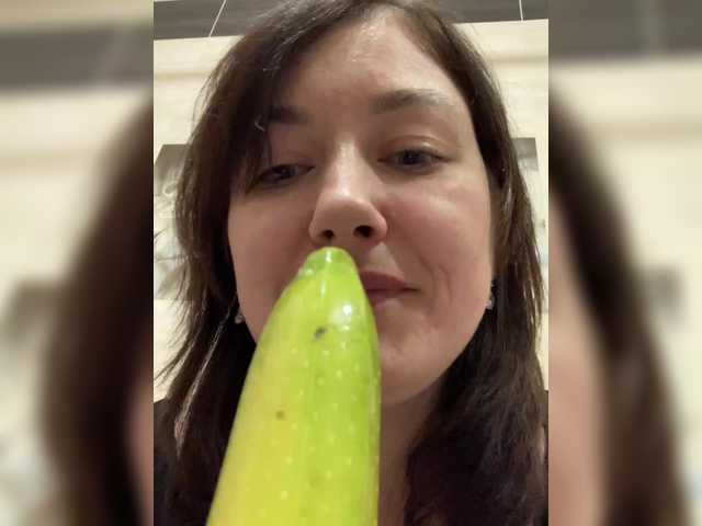 Ekaterina-2017's BongaCams show and profile