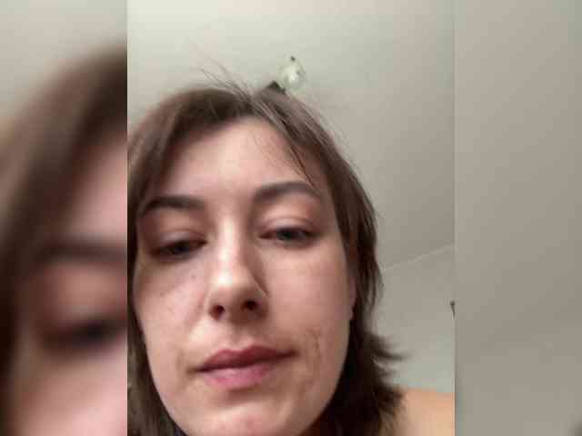 KatrinZeta webcam