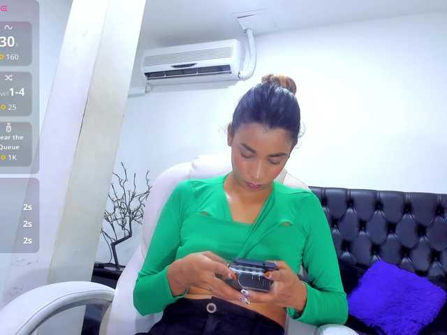 ivi-lopezz webcam