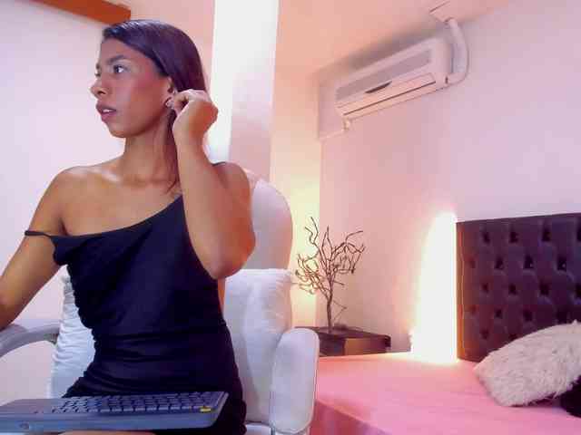 ivi-lopezz webcam