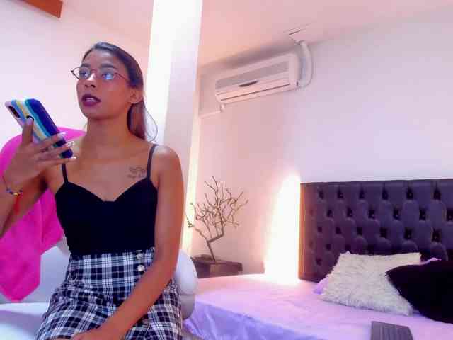 ivi-lopezz webcam
