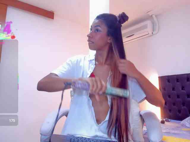 ivi-lopezz webcam