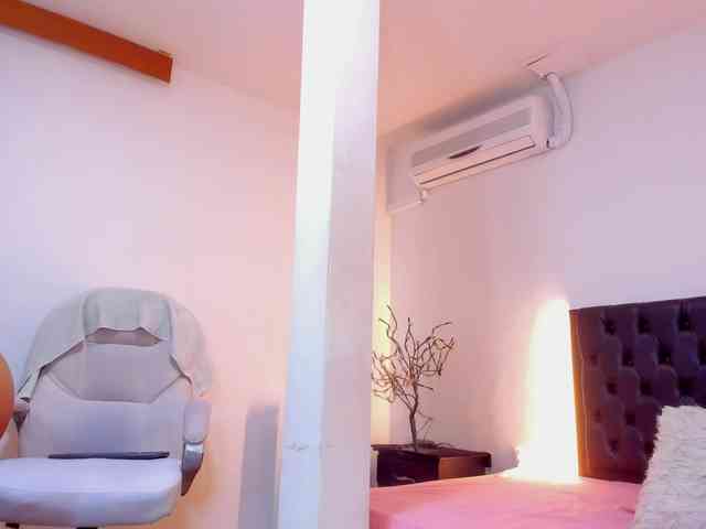 ivi-lopezz webcam
