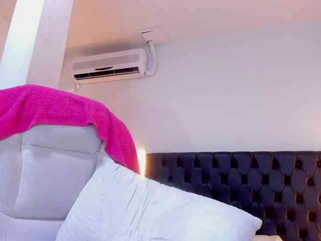ivi-lopezz webcam