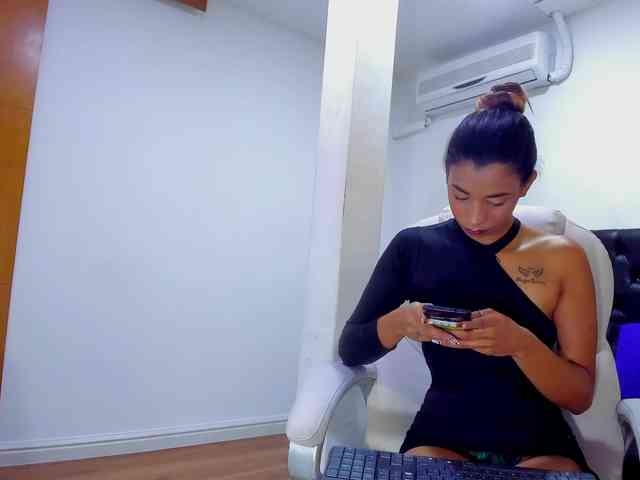ivi-lopezz webcam