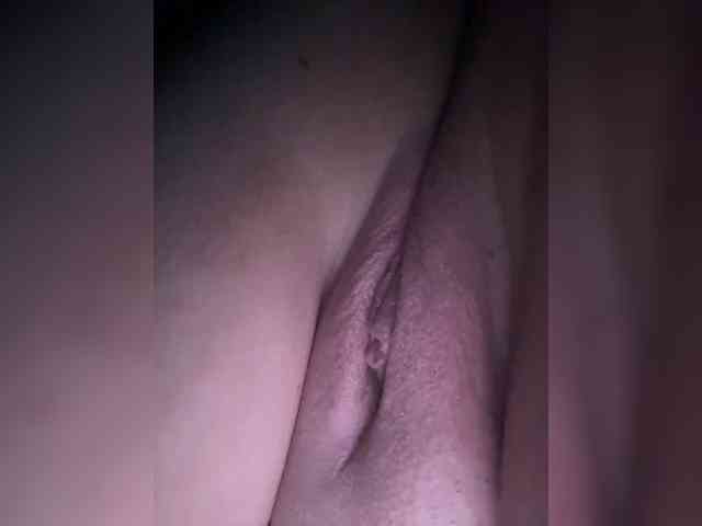 Olivia21-1 Live Webcam on BongaCams