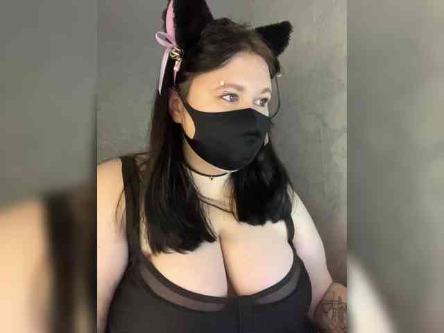 MilfaLina21 webcam