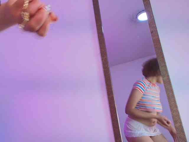 TinaHeart webcam
