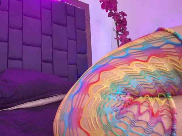 TinaHeart webcam