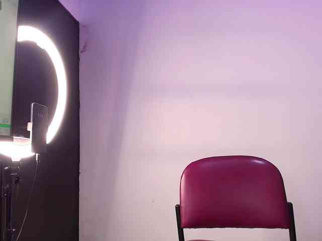 TinaHeart webcam