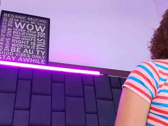 TinaHeart webcam