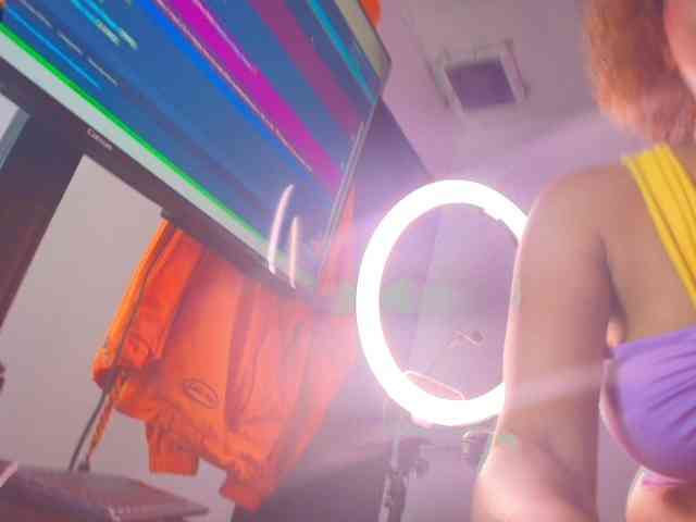 TinaHeart webcam