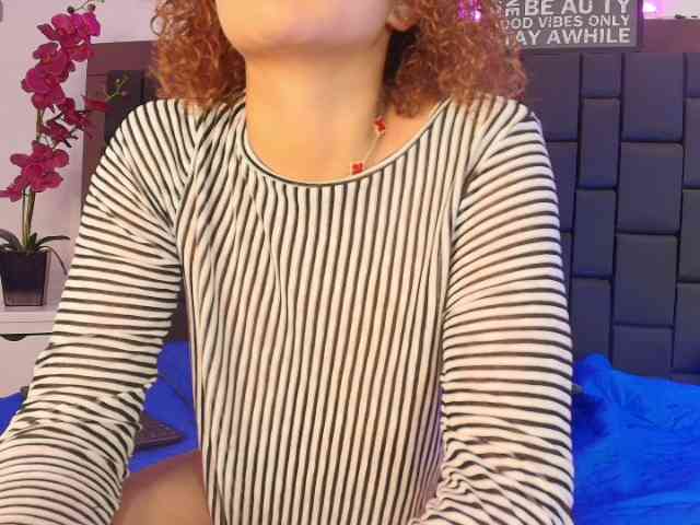 TinaHeart webcam