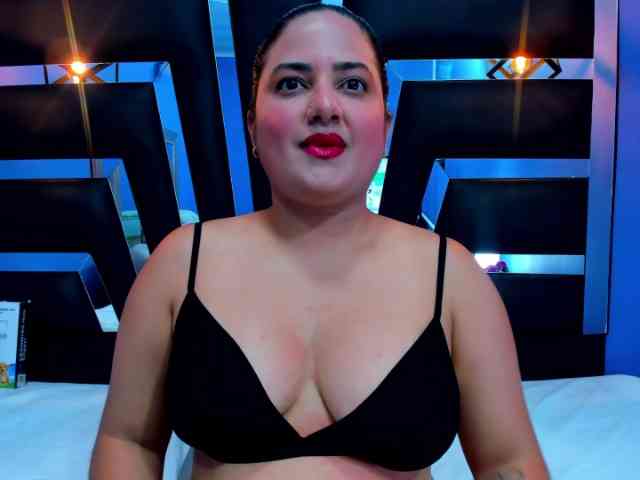 KemberlyCortes webcam