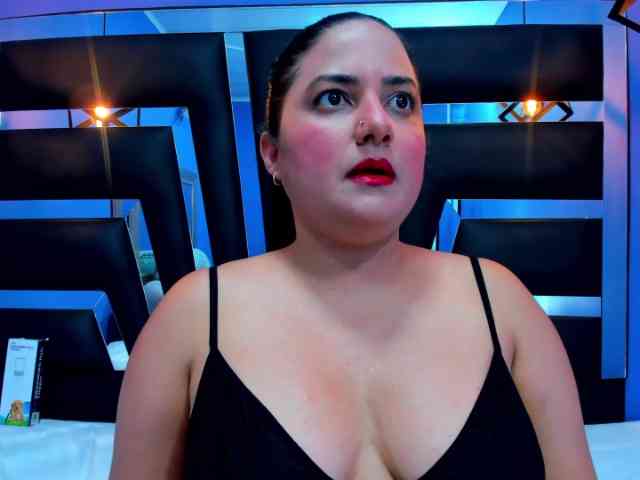 KemberlyCortes webcam